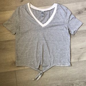 Alternative medium top